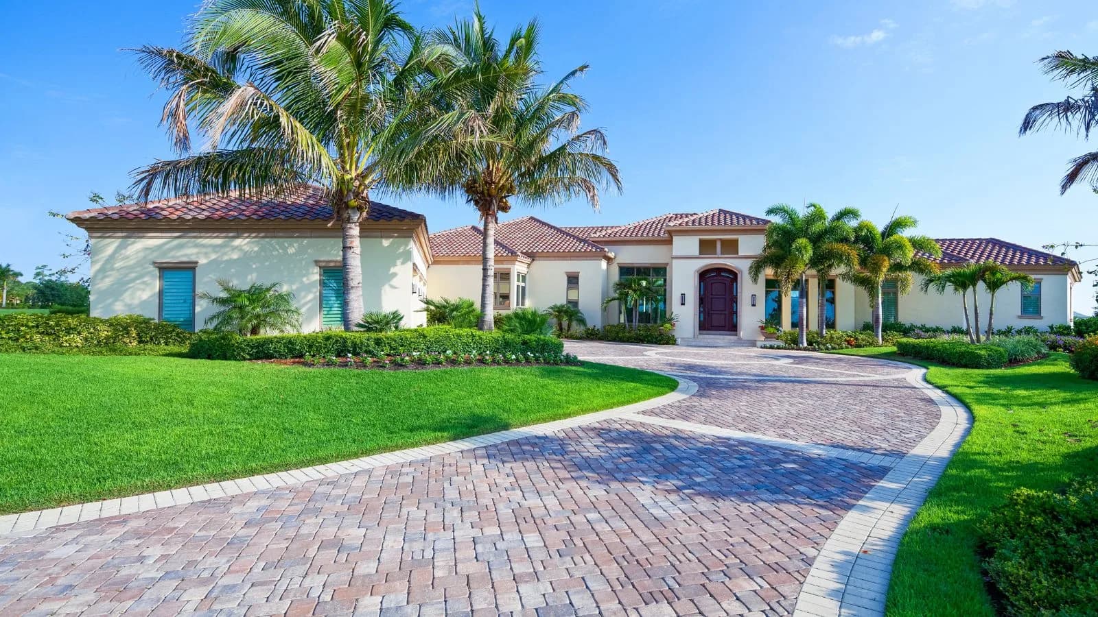 Casa moderna con jardín en Florida